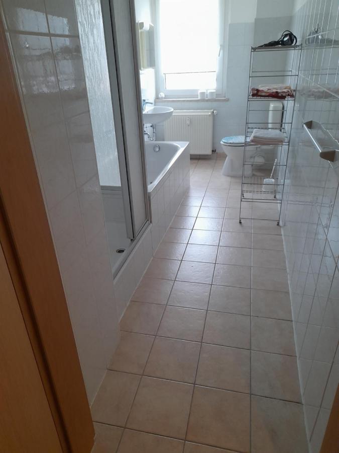 2 Raum Wohnung Im Dg Zwickau Exterior foto
