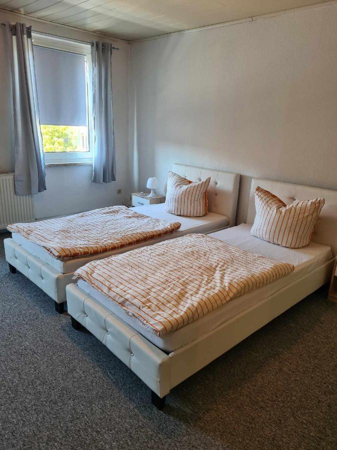 2 Raum Wohnung Im Dg Zwickau Exterior foto